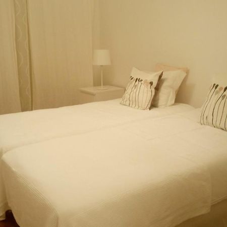 לינה וארוחת בוקר אודמירה Residencial Rita מראה חיצוני תמונה