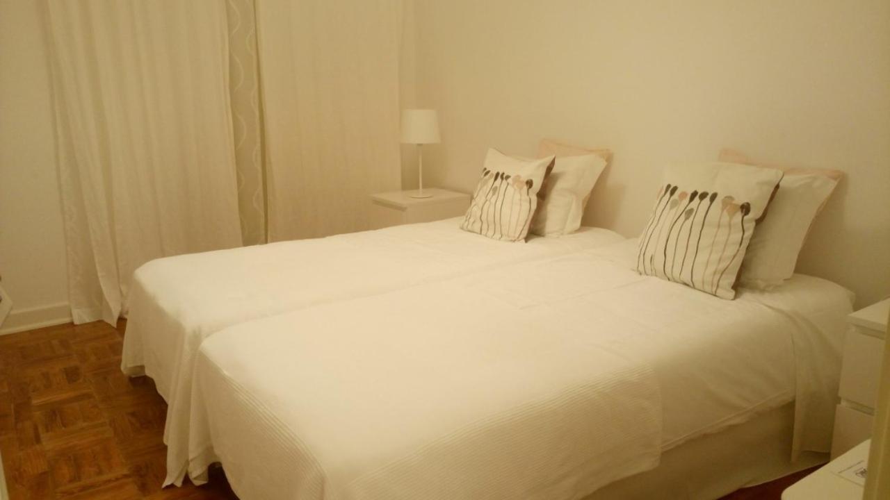 לינה וארוחת בוקר אודמירה Residencial Rita מראה חיצוני תמונה